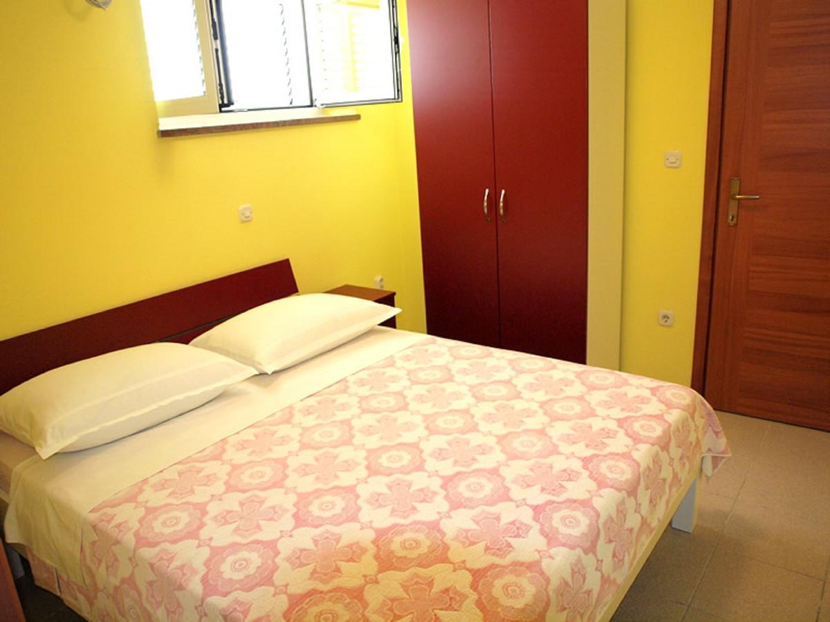Apartments & Room Masa Starigrad Paklenica Esterno foto