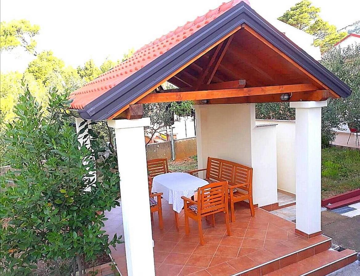 Apartments & Room Masa Starigrad Paklenica Esterno foto